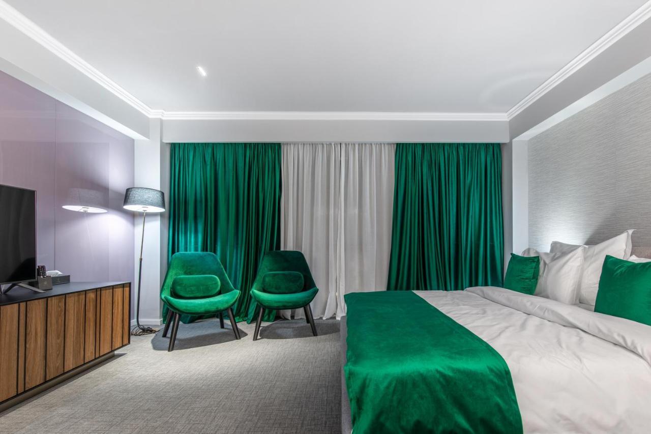 Hotel Kristal Focşani Exteriér fotografie
