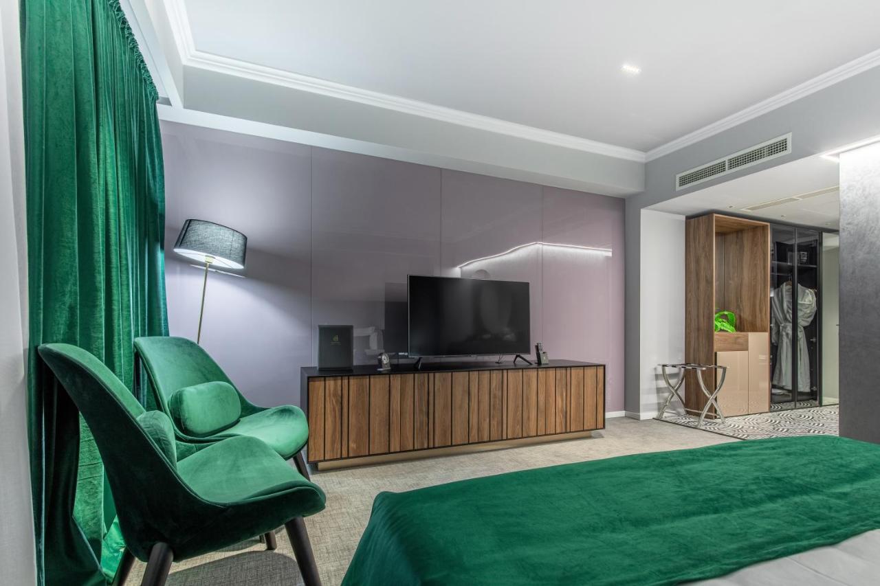 Hotel Kristal Focşani Exteriér fotografie