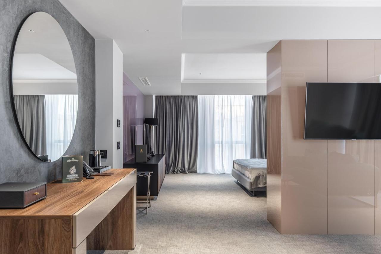 Hotel Kristal Focşani Exteriér fotografie